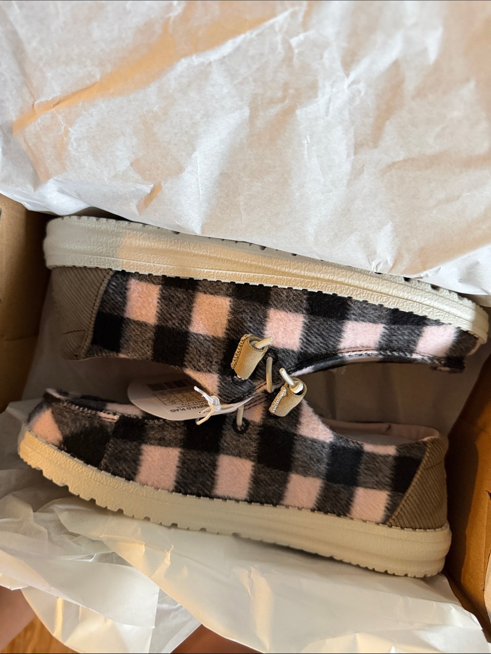 Hey Dude Womens Pink and Black Plaid Wally Slip-Ons